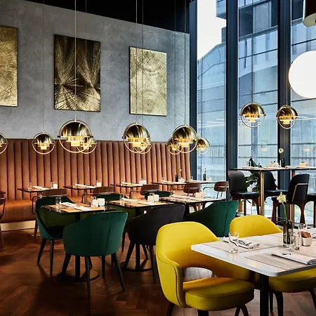 Szálloda Crowne Plaza - - The Hub By Ihg 4*