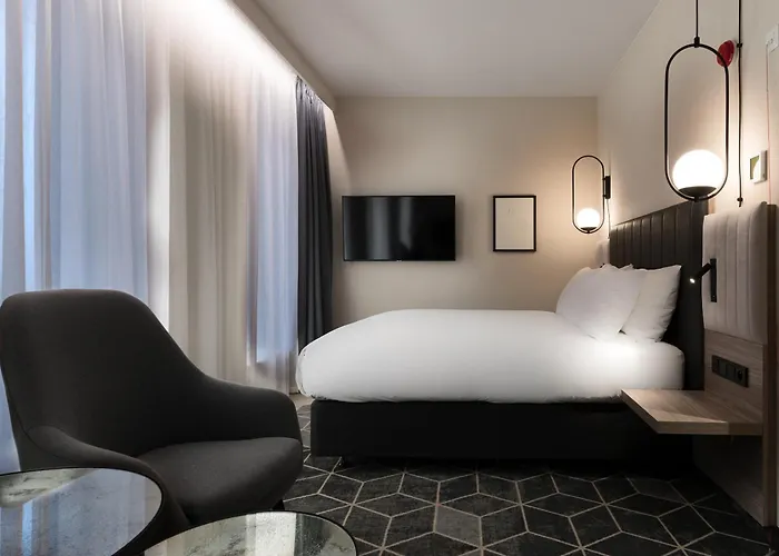 מלון Crowne Plaza - - The Hub By Ihg