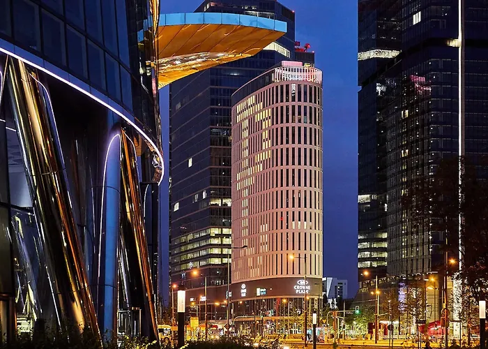 Crowne Plaza - - The Hub By Ihg מלון 4*