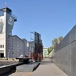 Hotel Crowne Plaza - - The Hub By Ihg 4*