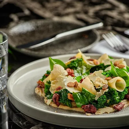 Hotel Crowne Plaza - - The Hub By Ihg