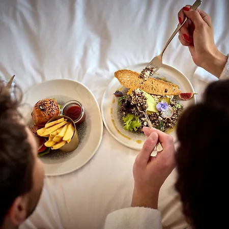 Hotel Crowne Plaza - - The Hub By Ihg