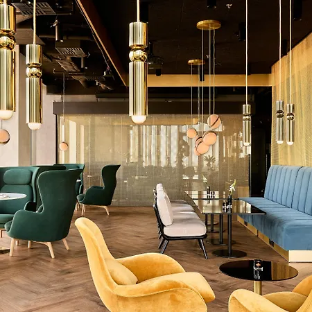 Crowne Plaza - - The Hub By Ihg 4*