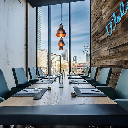 Crowne Plaza - - The Hub By Ihg Hotel 4*