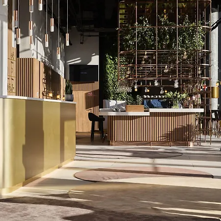 Crowne Plaza - - The Hub By Ihg