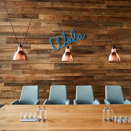 فندق Crowne Plaza - - The Hub By Ihg 4*