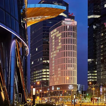 Crowne Plaza - - The Hub By Ihg ホテル 4*