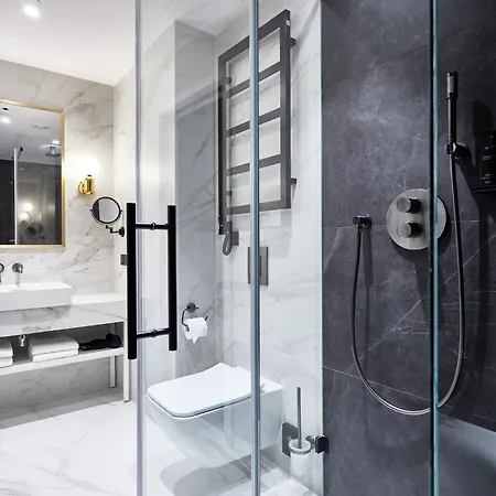 Ξενοδοχείο Crowne Plaza - - The Hub By Ihg 4*