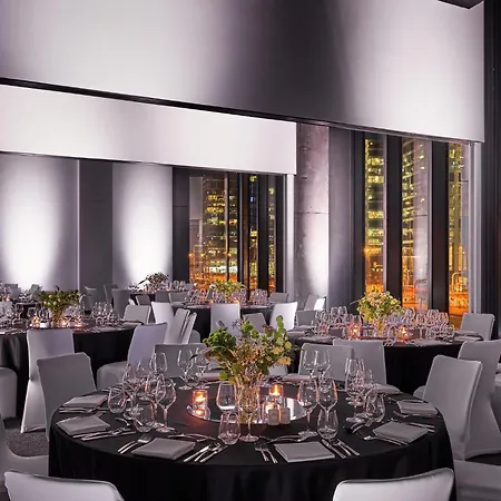 Ξενοδοχείο Crowne Plaza - - The Hub By Ihg 4*