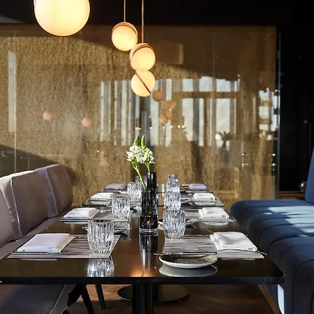 Crowne Plaza - - The Hub By Ihg