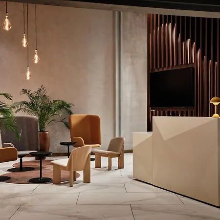 Crowne Plaza - - The Hub By Ihg 4*