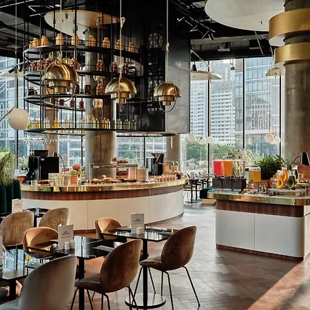 Ξενοδοχείο Crowne Plaza - - The Hub By Ihg 4*