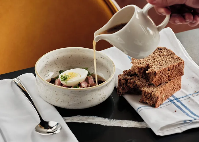 Hotel Crowne Plaza - - The Hub By Ihg 4*