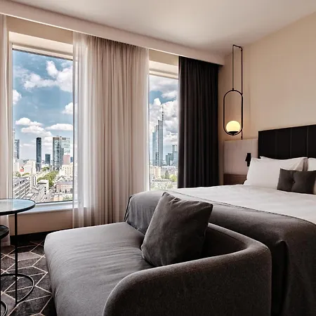 Crowne Plaza - - The Hub By Ihg