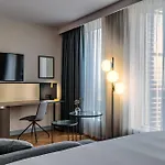 Ξενοδοχείο Crowne Plaza - - The Hub By Ihg