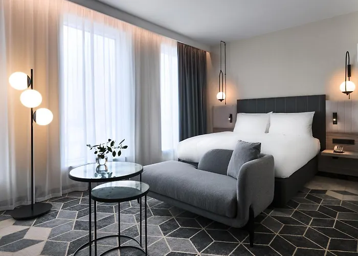 Hotel Crowne Plaza - - The Hub By Ihg