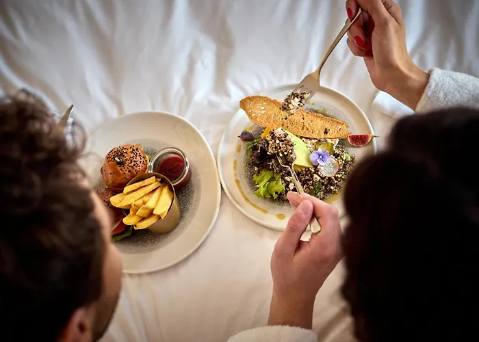 Hotel Crowne Plaza - - The Hub By Ihg